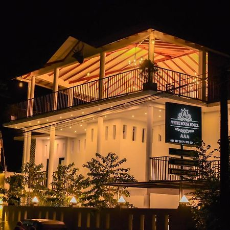 White House Hotel Kandy Gurudeniya Exterior foto